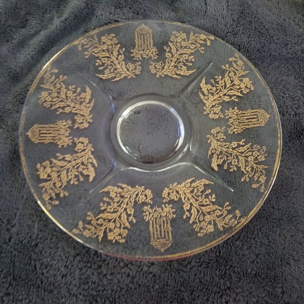 VTG 30's Paden City Glass Gazebo W Gold Etch Glass Round Platter 10.5"